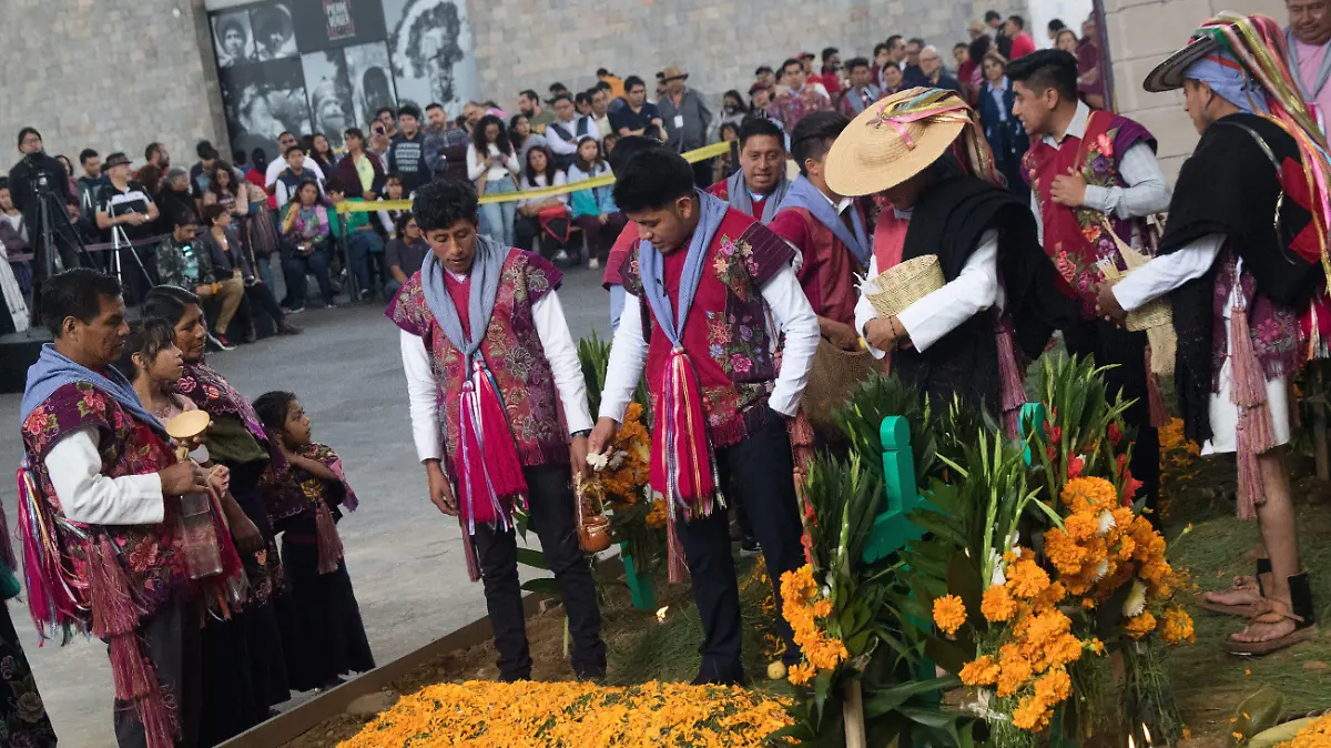 727555_Altar Zinacantan Chiapas-2_impreso